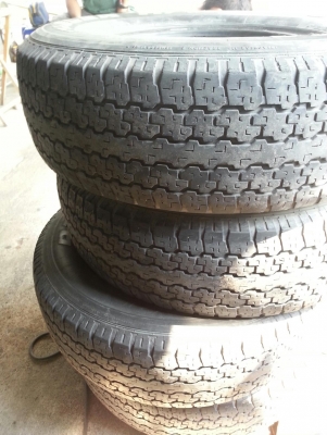 ขายยาง BS 245/70-16 ปี 07