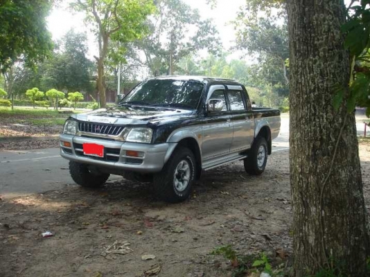 ขาย Strada โฟร์วิล4ประตู ทูโทน ตัว Top ของรุ่น