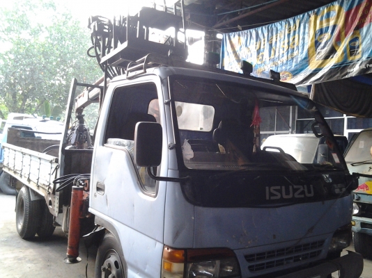 รถอีซูซุ NPR 120 กระบะคาร์โก้ พร้อมเฮี๊ยบขยุ้มเหล็ก