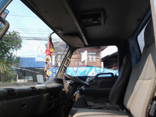 รถอีซูซุ NPR 120 กระบะคาร์โก้ พร้อมเฮี๊ยบขยุ้มเหล็ก