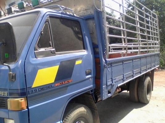 ขายรถบรรทุก  6ล้อ  115 แรง  NPR พร้อมใช้งาน เอกสารพร้อมโอน