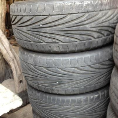 ขายยางTOYO TIR 205-50-16 1ชุด ดอกเต็มๆ ถูกๆ