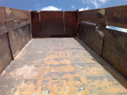 รถอิซูซุ 10 ล้อดั๊ม 210 แรงม้า  สนใจติดต่อ 081 - 6079515