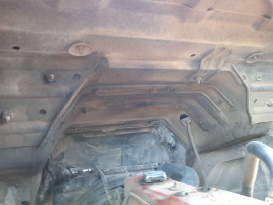 รถอิซูซุ 10 ล้อดั๊ม 210 แรงม้า  สนใจติดต่อ 081 - 6079515