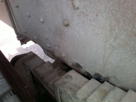 รถอิซูซุ 10 ล้อดั๊ม 210 แรงม้า  สนใจติดต่อ 081 - 6079515