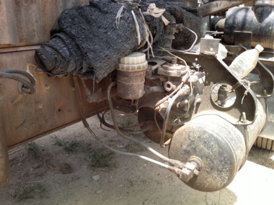 รถอิซูซุ 10 ล้อดั๊ม 210 แรงม้า  สนใจติดต่อ 081 - 6079515