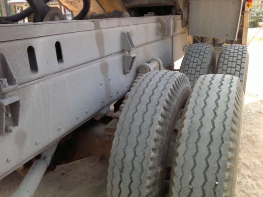 รถอิซูซุ 10 ล้อดั๊ม 210 แรงม้า  สนใจติดต่อ 081 - 6079515