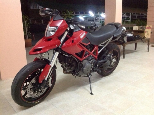 ฝากขายหน่อย ducati hypermotrad 796 ทะเบียนแท้ และ clubman 400 ทะเบียนแท้ตัว limited