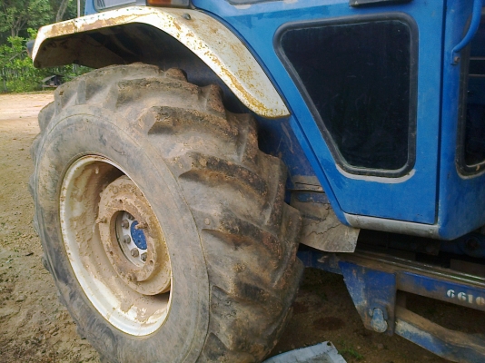 รถไถFORD6610 แท้ๆ คาราโร่ รถนอกนำเข้า2เพลาแท้ เล่มทะเบียนพร้อม รถไถFORD6610 แท้ๆ คาราโร่ รถนอกนำเข้า2เพลาแท้ เล่มทะเบียนพร้อม