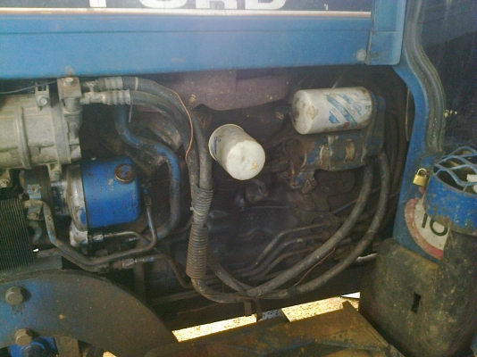 รถไถFORD6610 แท้ๆ คาราโร่ รถนอกนำเข้า2เพลาแท้ เล่มทะเบียนพร้อม รถไถFORD6610 แท้ๆ คาราโร่ รถนอกนำเข้า2เพลาแท้ เล่มทะเบียนพร้อม