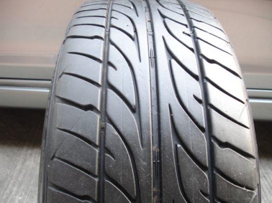 เศษยางdunlop lm703 205 45 17ปี2511มี1เส้น