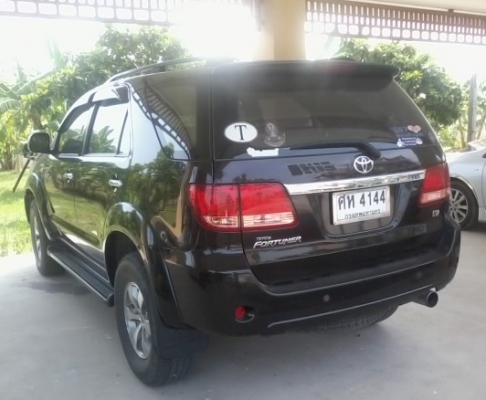 ขายรถบ้านมือเดียวเช็คศูนย์ TOYOTA FORTUNER 3.0V/AT 4WD ขายรถบ้านมือเดียวเช็คศูนย์ TOYOTA FORTUNER 3.0V/AT 4WD