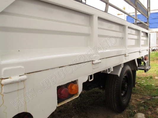 รถบรรทุก 4 ล้อ ยี่ห้อ ISUZU รุ่น NLR EURO3