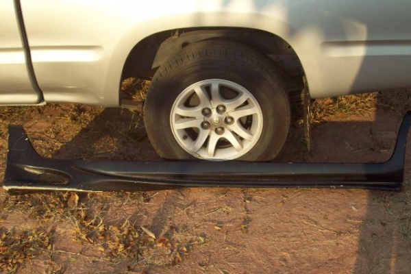 ขาย ชุดแต่งรอบคัน หน้าเต็มหลังเต็ม ของ VIOS รุ่นเก่าครับ 6,500 ขาย ชุดแต่งรอบคัน หน้าเต็มหลังเต็ม ของ VIOS รุ่นเก่าครับ 6,500