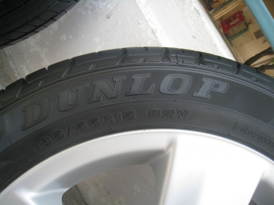 ขายล้อแม็กเดิม Toyota vios 15"x5.5" 4รู100 et45 +ยางปี 11 (081-3747940)