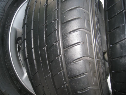 ขายล้อแม็กเดิม Toyota vios 15"x5.5" 4รู100 et45 +ยางปี 11 (081-3747940)