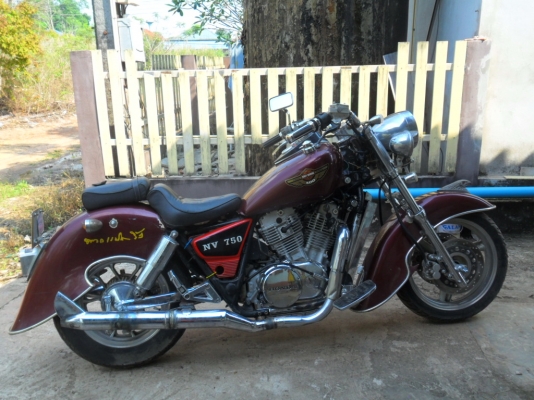 honda 750cc ทะเบียน65000ต่อราคา โทรคุยกันได้ 0822119805