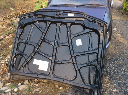 ขายฝากระโปรงหน้า HONDA ACCORD ปี94 สภาพเดิมๆ ซื้อมาจากเชียงกง สนใจโทร 0915195549 เดี่ยวโมบาย