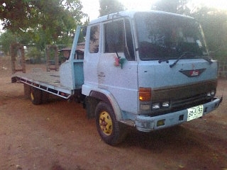 ขาย 6 ล้อ HINO FD175ฺBท้ายลาดไฮโดริค เครื่องยนต์ HO7C 180 แรงม้า เบรคทิฟฟี่กระบะยาว 7 เมตร กว้าง 2.45 เมตร