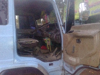 ขาย 6 ล้อ HINO FD175ฺBท้ายลาดไฮโดริค เครื่องยนต์ HO7C 180 แรงม้า เบรคทิฟฟี่กระบะยาว 7 เมตร กว้าง 2.45 เมตร