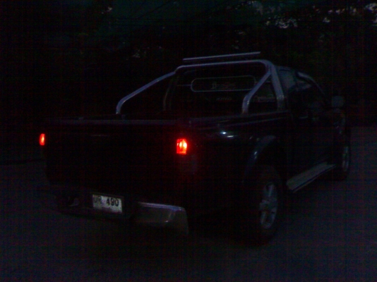 ขายDMAX 3000 AIRBAG ABS โฟวิล มือเดียวปายแดง