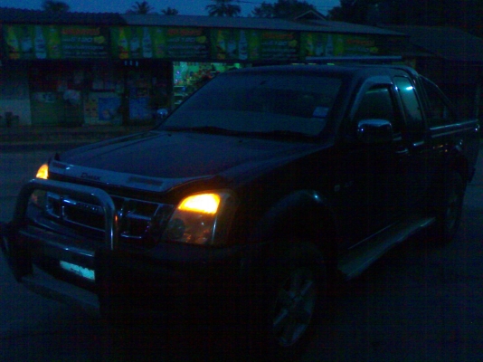 ขายDMAX 3000 AIRBAG ABS โฟวิล มือเดียวปายแดง