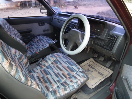 ขายมาสด้า เครื่อง 2.5 ปี 97 เกียร์ตรง ทะเบียนเต็มพร้อมโอน รถบ้านหน้า - หลังเดิม สนใจโทร 0870088652