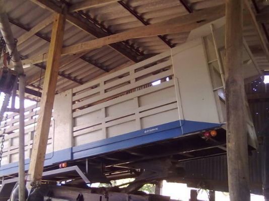 ขายรถ 10 ล้อ 2 เพลา กระบะเหล็กดั้ม HINO FM3MNLD เครื่องM10C เกียร์เดิม กระบะสวย สนใจโทร