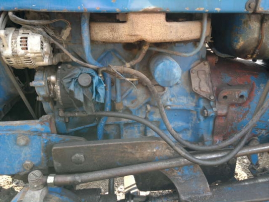 ขายรถไถร์ FORD 6600 ขับเครื่อน 4 ล้อ 2 เพลา เอกสารใบอิมวอย ( ชุดจด ) สภาพสวย รีบจองด่วน