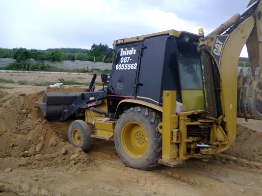 ให้เช่า CAT 424D
