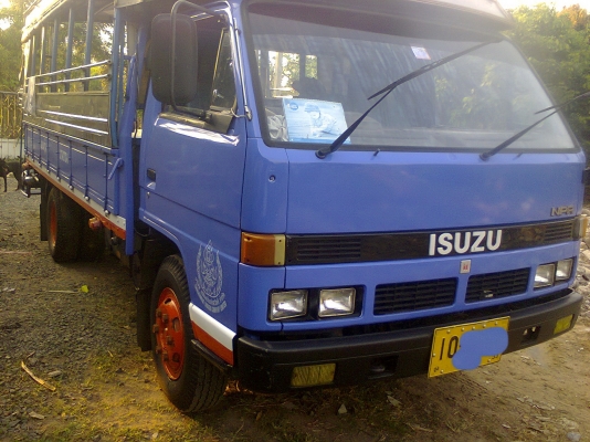 ขายรถ 6 ล้อ กระบะโดยสาร ยาว.4.50 ช่วงล้าง F หน้า-หลัง ISUZU NPR115 สภาพสวยมาก พร้อมขาย รีบจองด่วน