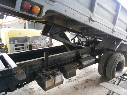 รถหกล้อ