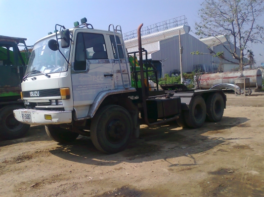 ขายด่วน..รถสิบล้อ หัวลาก ISUZU 240 แรง ปี 36 รถสวย ทรงดี ระบบการทำงานครบ เครื่องแรง ยางสวยทุกเส้น พร้อมใช้งาน.