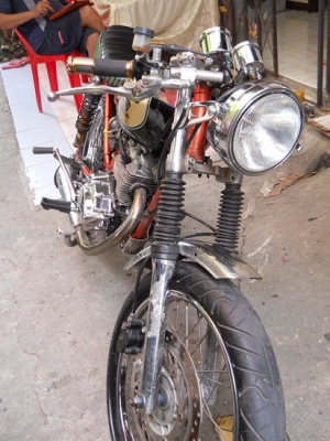 ขายgl125แต่งคาเฟ่สภาพดี22000จัดด่วนพร้อมทะเบียน ขายgl125แต่งคาเฟ่สภาพดี22000จัดด่วนพร้อมทะเบียน