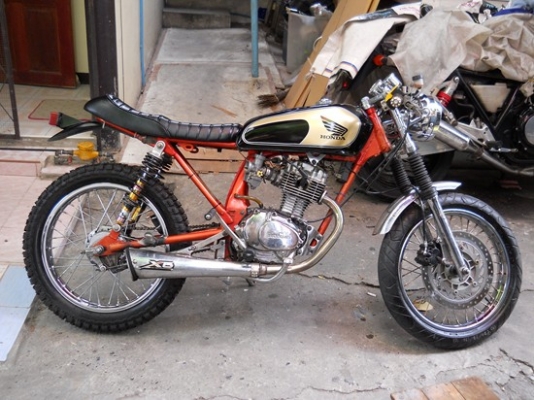 ขายgl125แต่งคาเฟ่สภาพดี22000จัดด่วนพร้อมทะเบียน