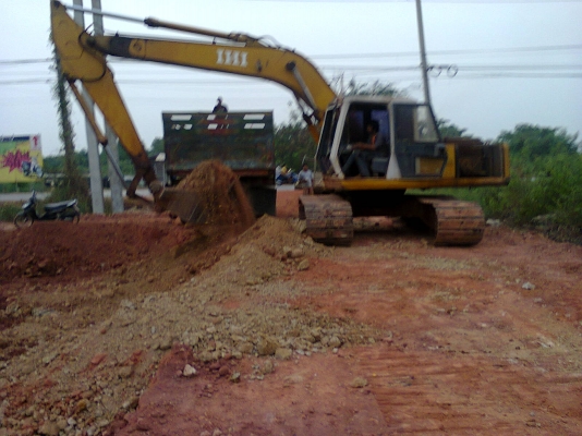 ขายแมกโคIHI 200 รถพร้อมทำงาน ช่วงล่างเต็ม