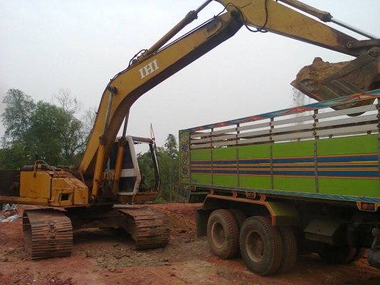 ขายแมกโคIHI 200 รถพร้อมทำงาน ช่วงล่างเต็ม