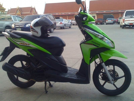 คลิ๊ก i มือแรกวิ่งน้อย พร้อมแม็กยางมิชลินใหม่เอี่ยม