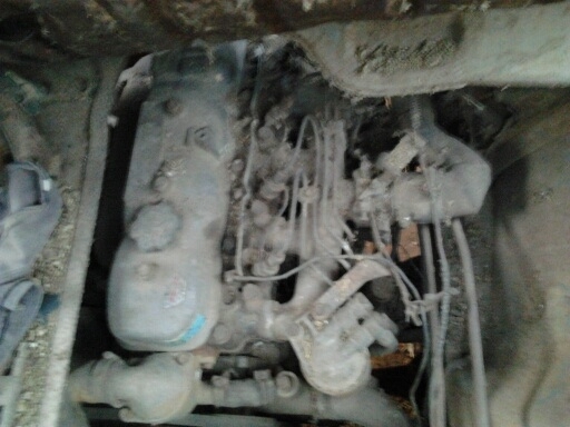 ขายด่วน หกล้อดั๊มพ์ MAZDA 67 แรง ขายตามสภาพครับ อุปกรณ์อะไหล่ครบทุกชิ้น กระบะดัมพ์ยกขึ้นใช้งานได้ดี ช่วงล่างคัชซีไม่ผุ ล้อมีให้ครบทั้ง 6 ล้อ เอกสารเล่มทะเบียนมีครบถูกต้องแจ้งจอดไว้ให้แล้ว ราคาต่อรองได้นะครับ