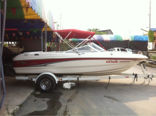 ขายเรือ chaparral 19ft ,volvo3.0L เรือสภาพสวยมากพร้อมเทลเลอร์นอก