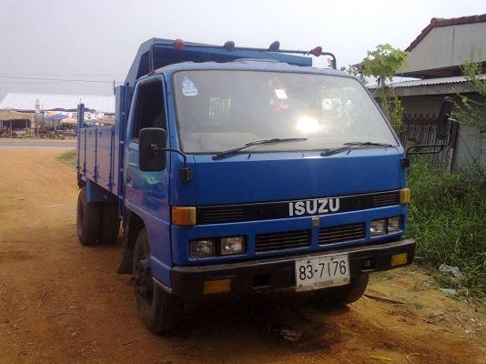 ขายดั้ม NPR 115 F หน้า-หลัง เครื่องดี แชชซีไม่บวม ตามสภาพรถดั้มครับ ขายดั้ม NPR 115 F หน้า-หลัง เครื่องดี แชชซีไม่บวม ตามสภาพรถดั้มครับ