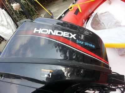 ขายเรือยางพร้อมเครื่องและที่ลากถูกๆครับ ขายเรือยางพร้อมเครื่องและที่ลากถูกๆครับ