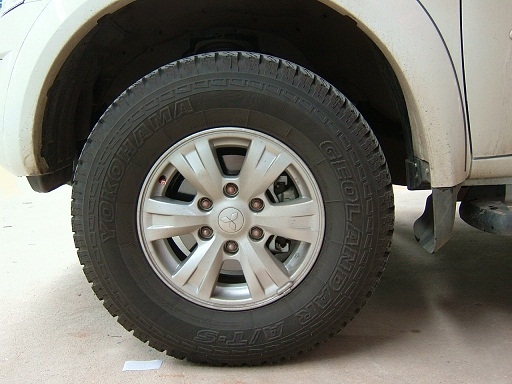 ขายยาง yokohama-geolander ปี2012 สภาพนางฟ้า มี4เส้น