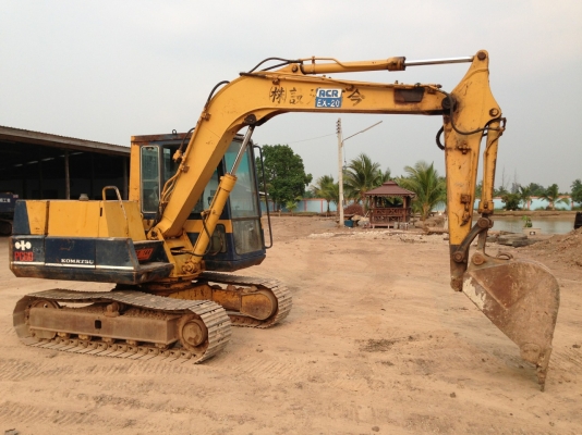 แม็คโครมือสอง,Komatsu PC60-5 เดิมๆ ตามรุ่น ช่วงล่างเต็ม สวยพร้อม