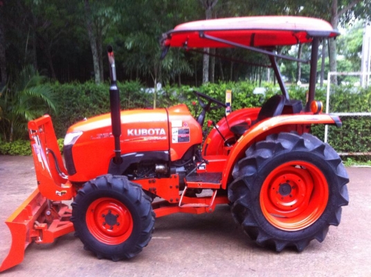 ขายรถไถ Kubota L3608(4WD) พร้อมใบมีดและผานพรวนช้าง รถสวย พร้อมใช้งาน ขายรถไถ Kubota L3608(4WD) พร้อมใบมีดและผานพรวนช้าง รถสวย พร้อมใช้งาน