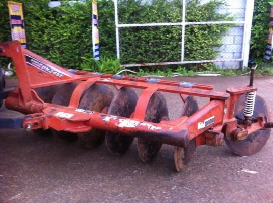 ขายรถไถ Kubota L4708(4WD) พร้อมใบมีดและผานพรวนช้างDH246 พร้อมใช้งาน
