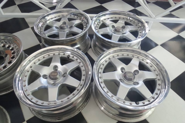 Long Champ XR-4Z ล้อเปิดตู้จากญี่ปุ่น