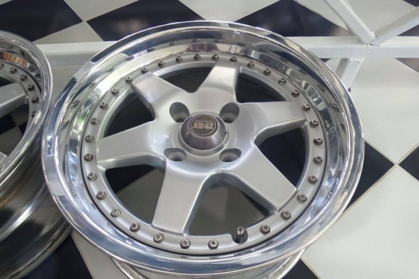 Long Champ XR-4Z ล้อเปิดตู้จากญี่ปุ่น