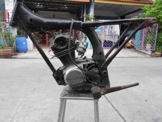 ขายเครื่อง honda cg100