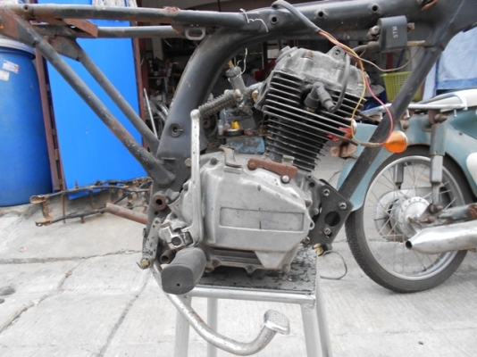 ขายเครื่อง honda cg100